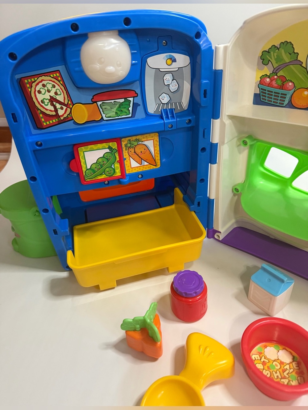 Fisher-Price Laugh & Learn Learning Kitchen - Picture 6 of 9
